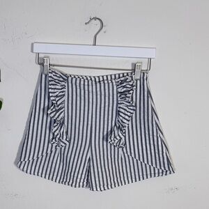 Zara Blue and White Searsucker Ruffle Front Shorts - {Small}